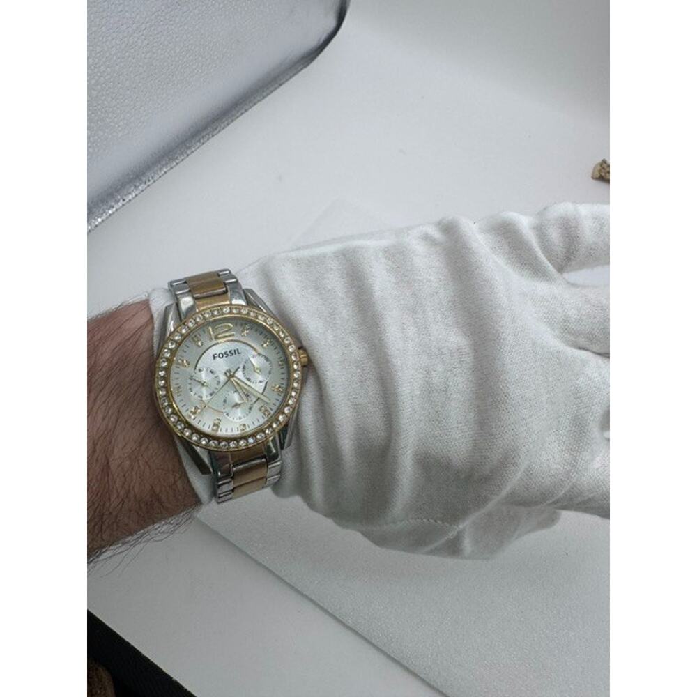 Fossil ES3204 Riley Multifunction Two-Tone Stainless Steel Watch - Picture 7 of 9